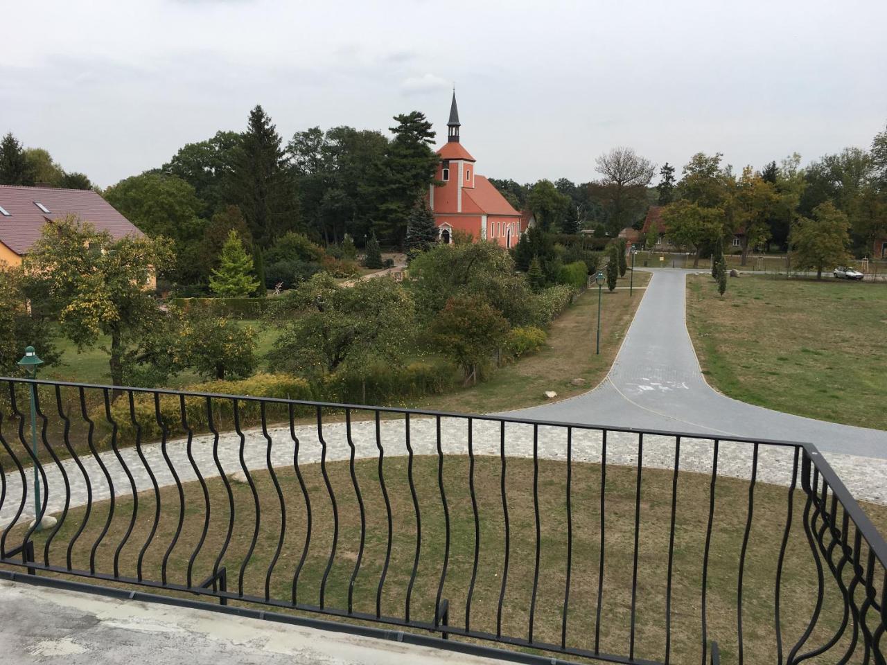 Boootshaus - Am Spreeufer Otel Beeskow Dış mekan fotoğraf