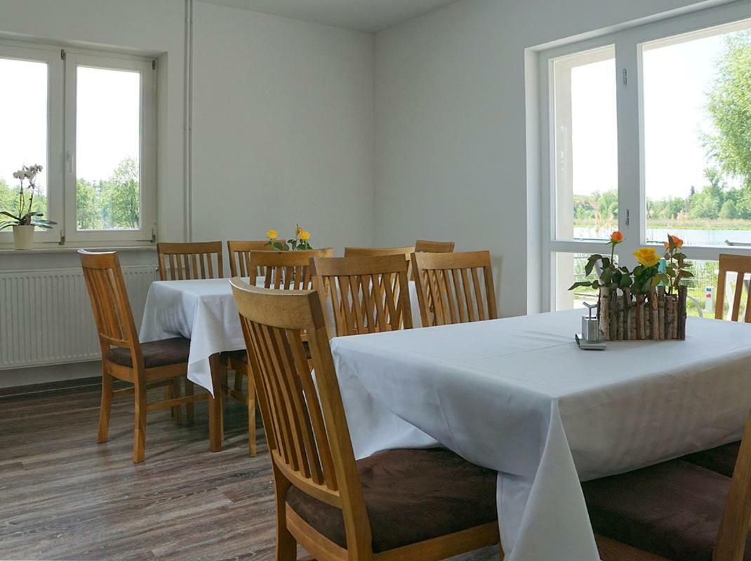 Boootshaus - Am Spreeufer Otel Beeskow Dış mekan fotoğraf
