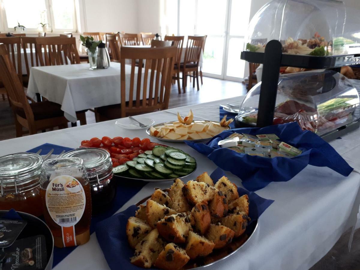 Boootshaus - Am Spreeufer Otel Beeskow Dış mekan fotoğraf